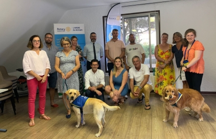 Remise des fonds à Handi'Chiens